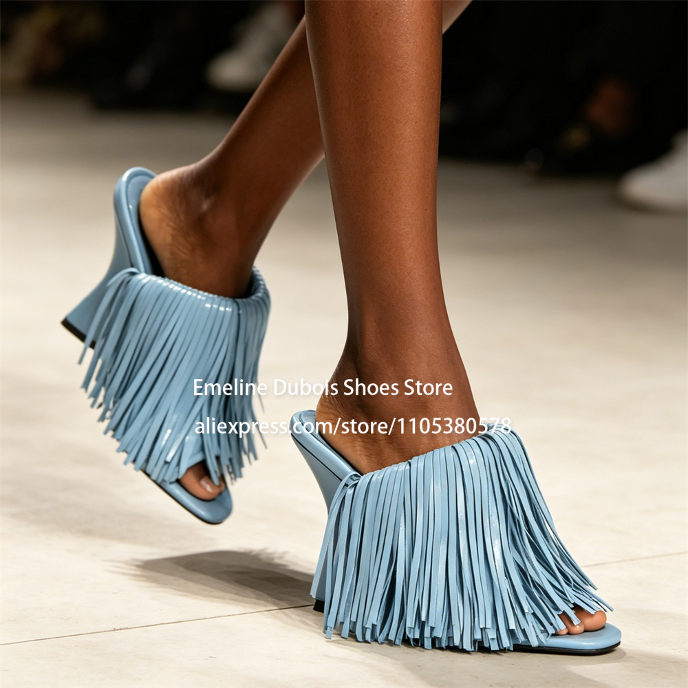 Casual Sandal Leather - รองเท้าส้นเตารีดแบบเปิดนิ้วเท้าประดับพู่หนังสีน้ำเงิน สำหรับงานปาร์ตี้กลางคืนและเดินแบบ สำหรับผู้หญิง