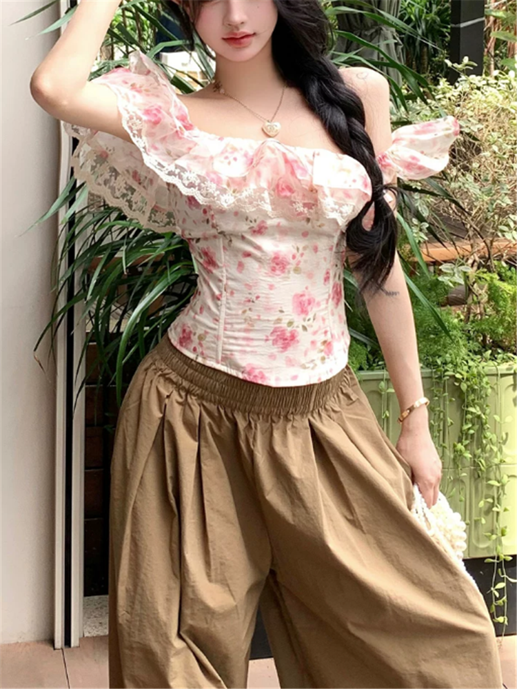 เสื้อครอปเปิดไหล่ลายดอกไม้สีชม - Resort Shirt Floral บทวิจารณ์และราคา