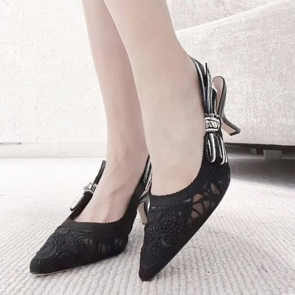 รองเท้าส้นสูงหนังแท้ ปักลายผ้า - Casual Sandal Leather บทวิจารณ์และราคา